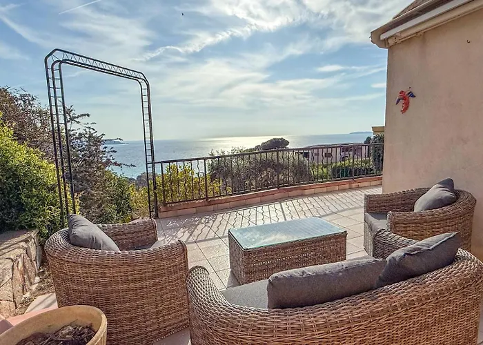 T3 Pour 4 Personnes, Magnifique Vue Sur La Baie De Saint Clair Apartment