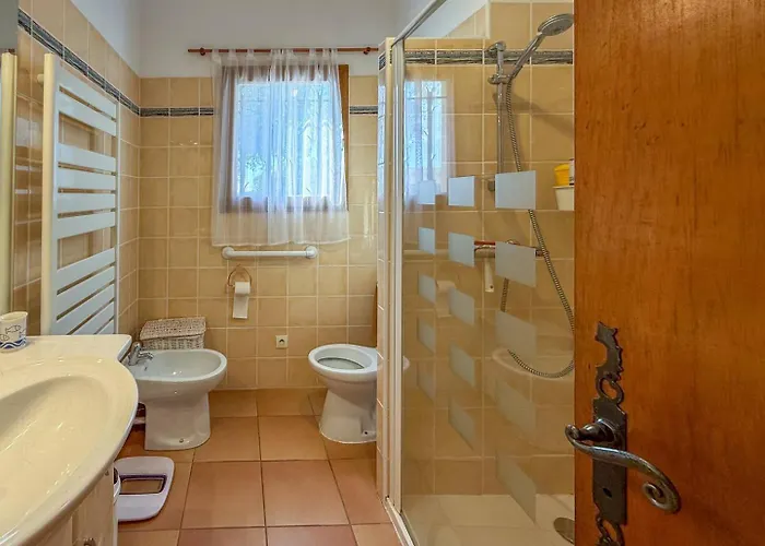 T3 Pour 4 Personnes, Magnifique Vue Sur La Baie De Saint Clair Le Lavandou